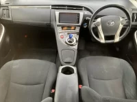 Toyota PRIUS PHV лот № 1493 оценка 4  с аукциона в Японии 3