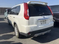 Nissan X-TRAIL лот № 2209 оценка 0  с аукциона в Японии 1