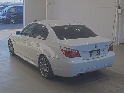 BMW 5-Series  с аукциона в Японии