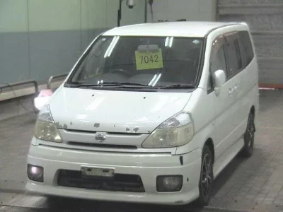 Nissan SERENA  с аукциона в Японии