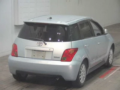 Toyota IST