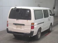 Toyota HIACE VAN лот № 8044 оценка R  с аукциона в Японии 3