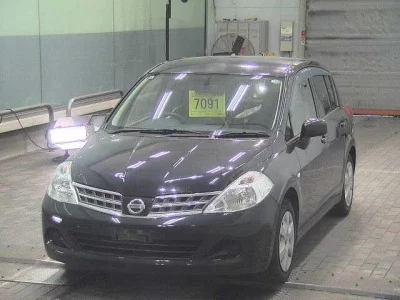 Nissan TIIDA