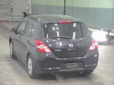 Nissan TIIDA