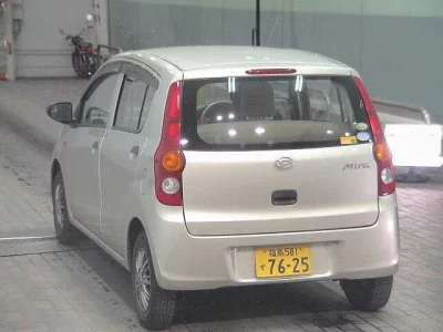 Daihatsu MIRA