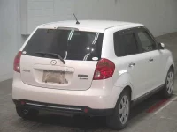 Mazda VERISA лот № 7111 оценка 3.5  с аукциона в Японии 3