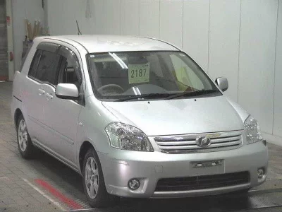Toyota RAUM