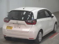Honda FIT лот № 86 оценка 3.5  с аукциона в Японии 3