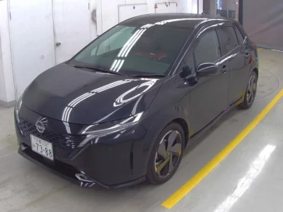 Nissan AURA