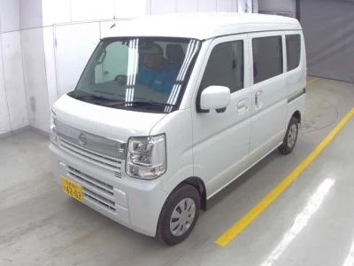Nissan CLIPPER VAN