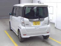 Nissan DAYZ ROOX лот № 3052 оценка 4  с аукциона в Японии 1