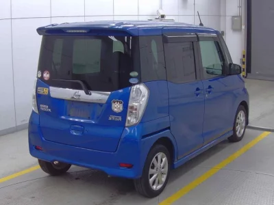 Nissan DAYZ ROOX  с аукциона в Японии