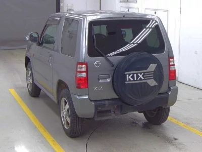 Nissan KIX