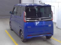 Nissan ROOX лот № 3005 оценка 4  с аукциона в Японии 1