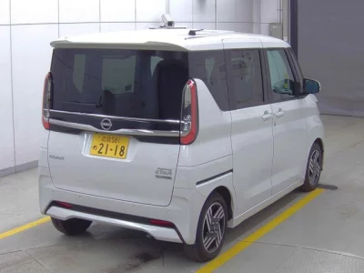 Nissan ROOX