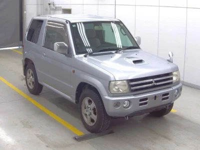 Mitsubishi PAJERO MINI