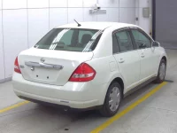 Nissan TIIDA LATIO лот № 5030 оценка 4  с аукциона в Японии 3
