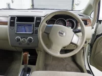 Nissan TIIDA LATIO лот № 5030 оценка 4  с аукциона в Японии 4