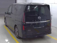 Nissan SERENA лот № 58 оценка 4  с аукциона в Японии 1