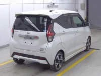 Nissan DAYZ ROOX лот № 3121 оценка 4.5  с аукциона в Японии 3