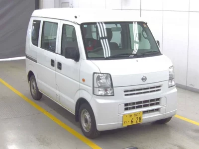 Nissan CLIPPER VAN