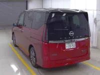 Nissan SERENA лот № 1069 оценка 6  с аукциона в Японии 1