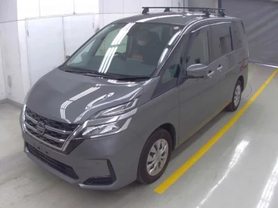 Nissan SERENA  с аукциона в Японии