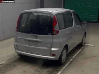 Toyota FUNCARGO лот № 6474 оценка 4  с аукциона в Японии 3