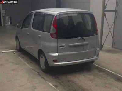 Toyota FUNCARGO  с аукциона в Японии