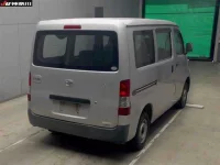 Toyota LITE ACE VAN лот № 6105 оценка R  с аукциона в Японии 3