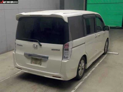 Honda STEP WAGON