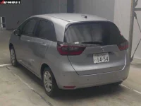 Honda FIT лот № 8628 оценка R  с аукциона в Японии 1