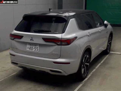 Mitsubishi OUTLANDER PHEV