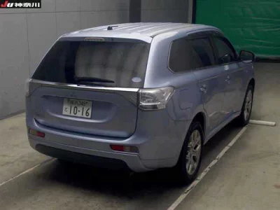 Mitsubishi OUTLANDER PHEV