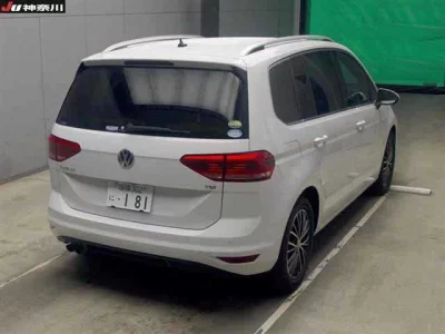 Volkswagen GOLF TOURAN
