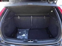 Volvo V40 лот № 6260 оценка 3.5  с аукциона в Японии 9