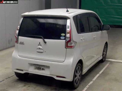 Mitsubishi EK CUSTOM