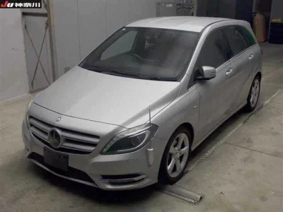 Mercedes-Benz B CLASS