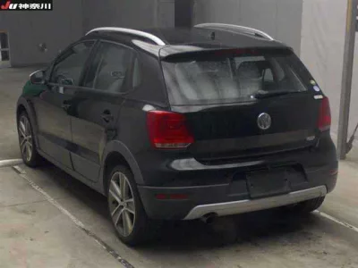 Volkswagen CROSS POLO