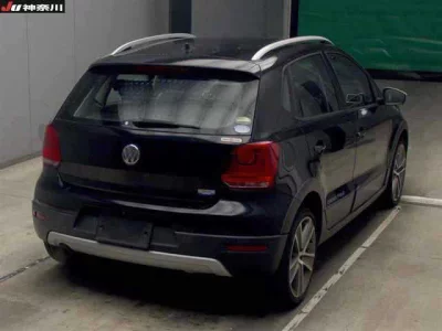 Volkswagen CROSS POLO