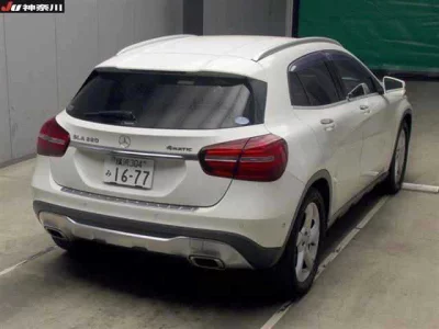 Mercedes-Benz GLA CLASS