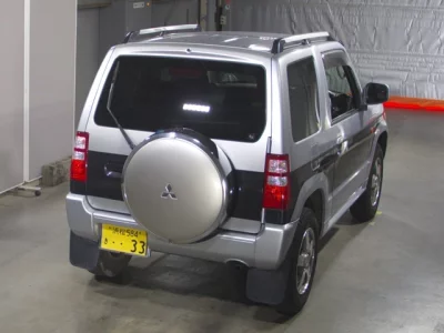 Mitsubishi PAJERO MINI