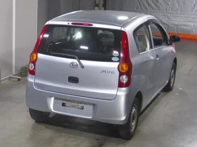 Daihatsu MIRA  с аукциона в Японии