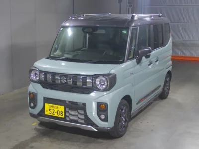 Suzuki SPACIA GEAR  с аукциона в Японии