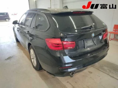 BMW 3-Series  с аукциона в Японии