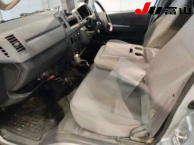 Toyota REGIUS ACE VAN