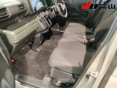 Suzuki SPACIA GEAR  с аукциона в Японии