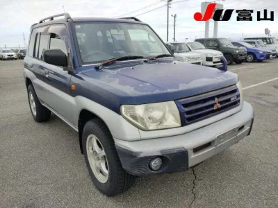 Mitsubishi PAJERO IO  с аукциона в Японии