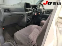 Toyota LITE ACE VAN лот № 5046 оценка 3  с аукциона в Японии 2