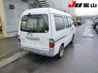Nissan VANETTE VAN лот № 1045 оценка 3.5  с аукциона в Японии 4
